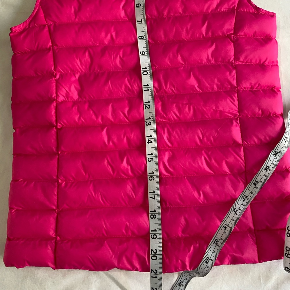 vineyard vines Channeled Puffer Performance Vest in Neon Crazy Pink SZ M - Picture 9 of 9